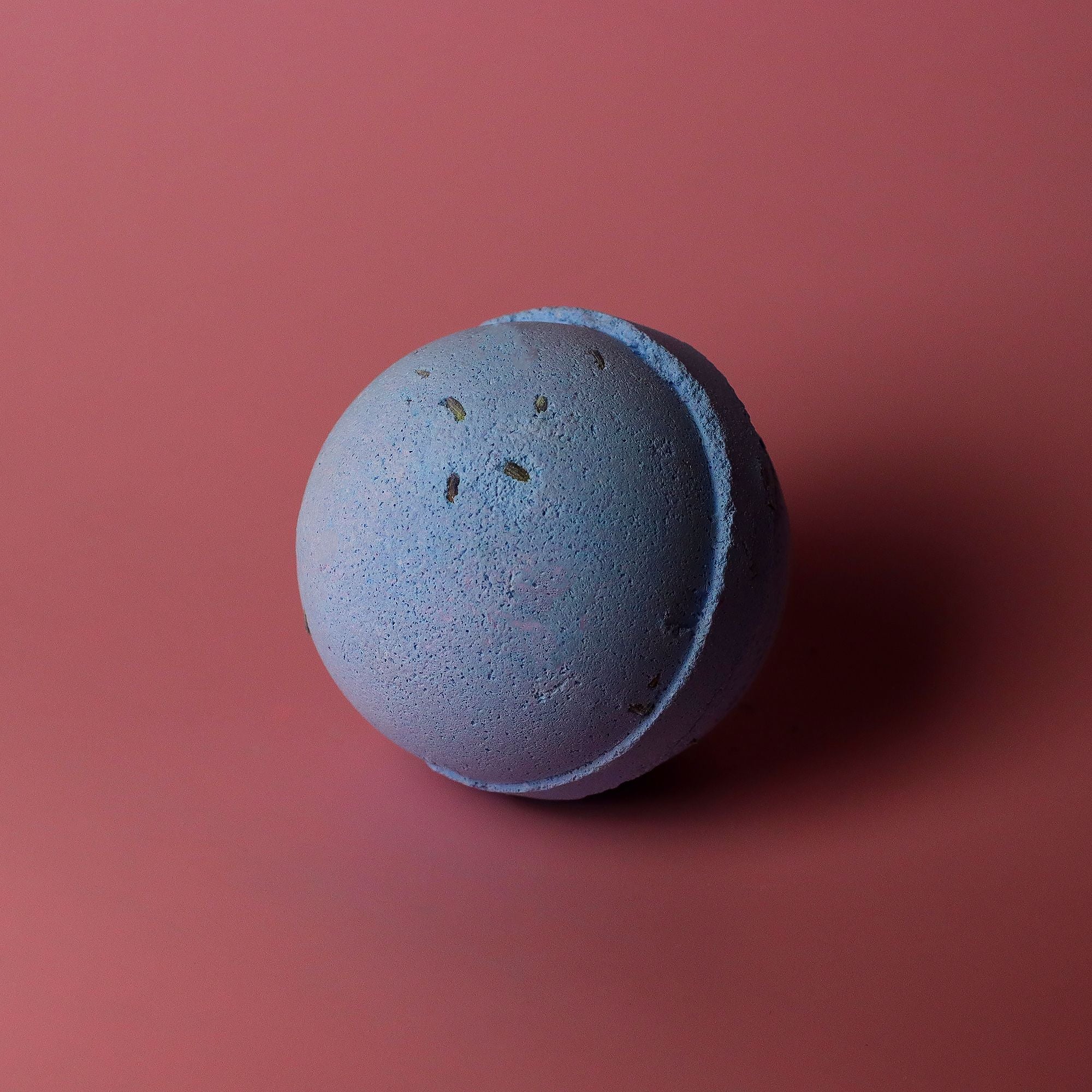 Lavender & Seeds Bath Bomb